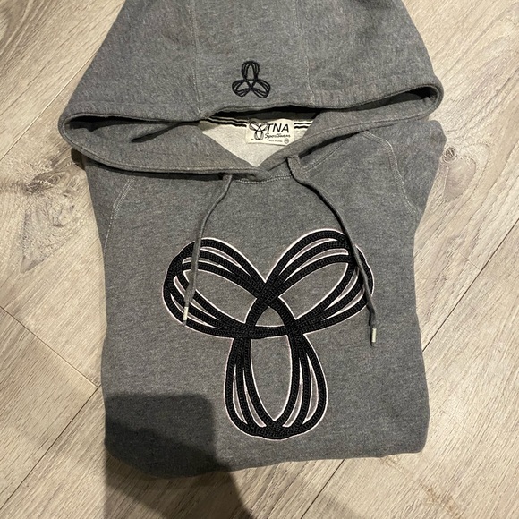 two TNA sweaters - Picture 6 of 6